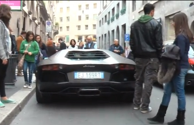 Lamborghini Aventador LP7004 spotted on streets