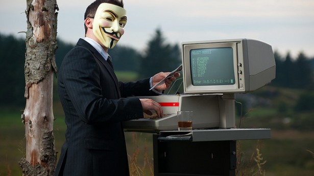 Anonymous hacks FBI