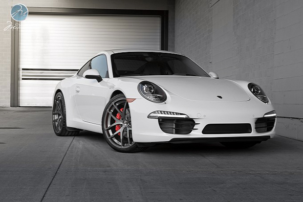 Porsche on Modulare Wheels White