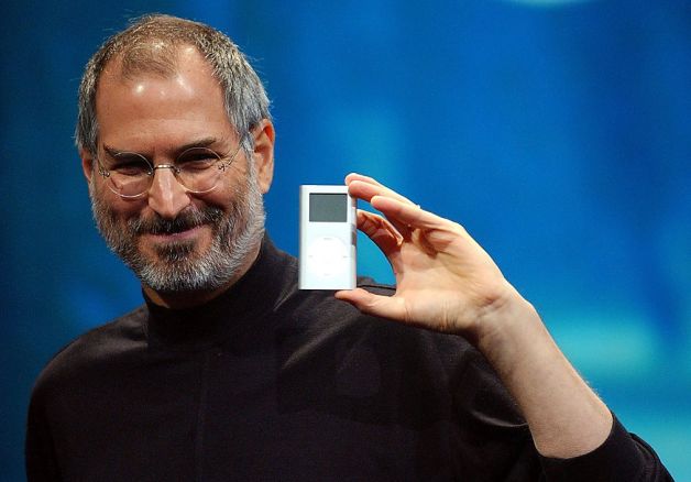 Steve Jobs at MacWorld 2004 iPod