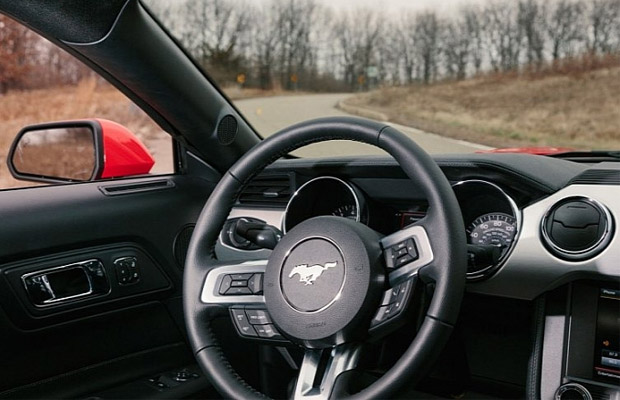 2015 Ford Mustang car